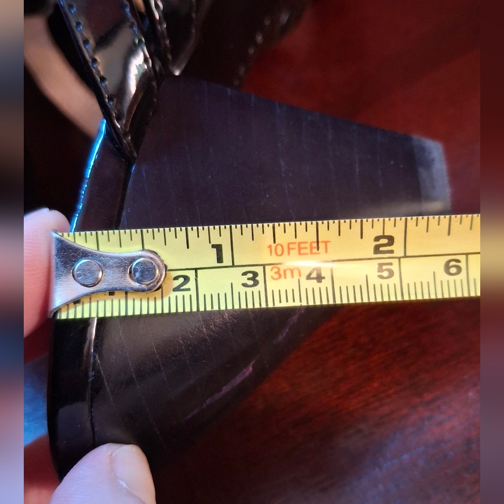 Naturalizer Sandals - Picture 12 of 12